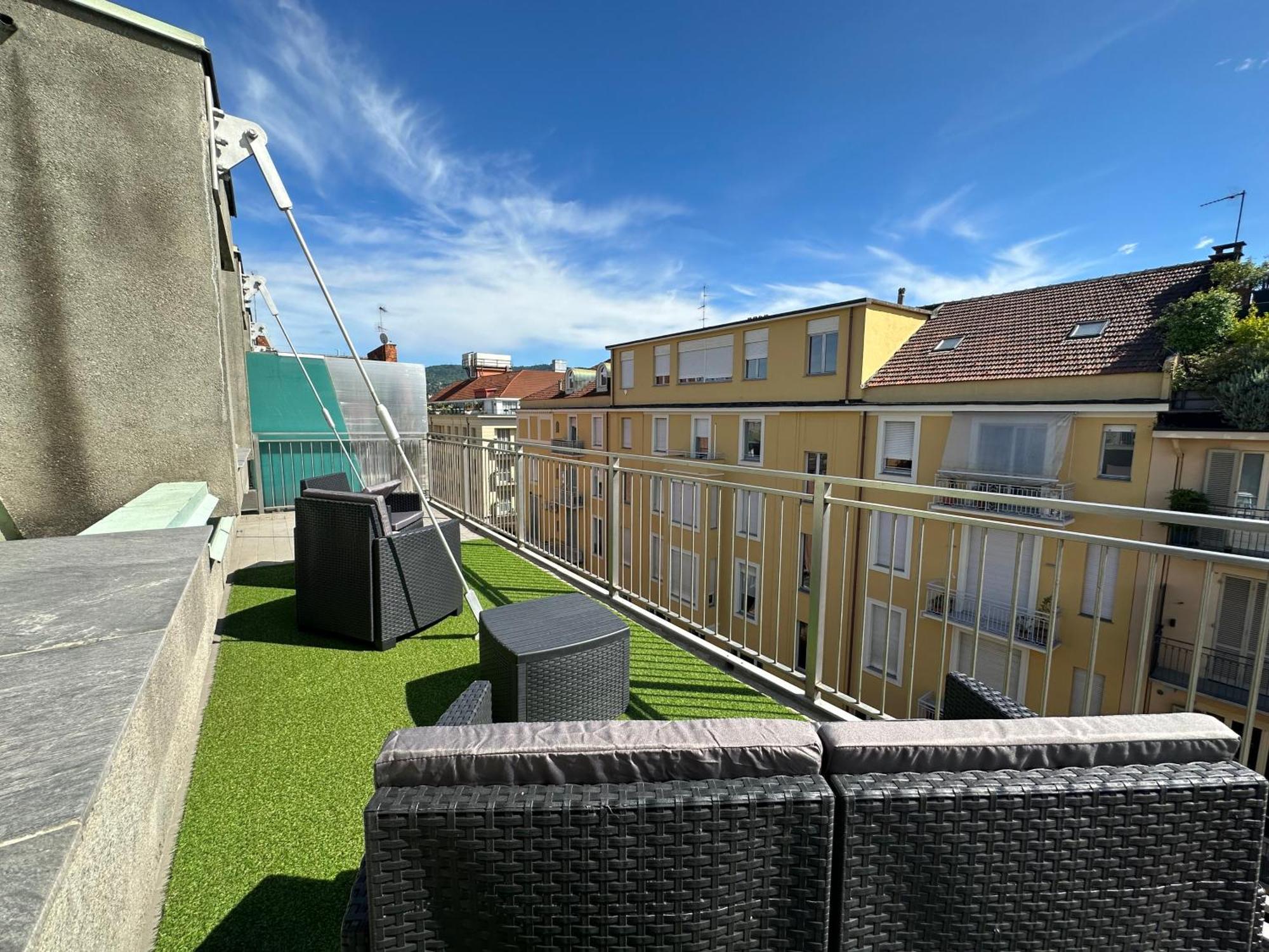 Gallery Suite The Turin Center Apartment 5 Floor, Free Garage, Big Terrace Bagian luar foto