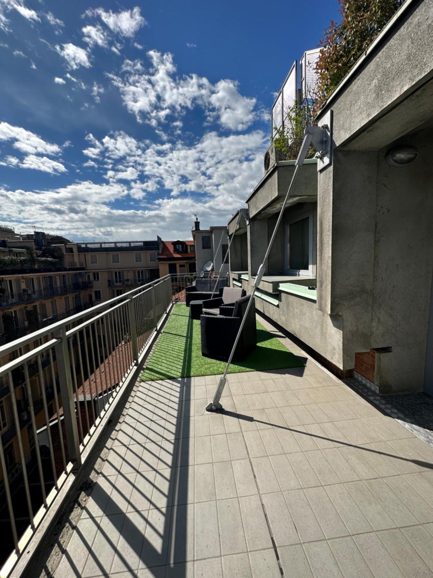 Gallery Suite The Turin Center Apartment 5 Floor, Free Garage, Big Terrace Bagian luar foto